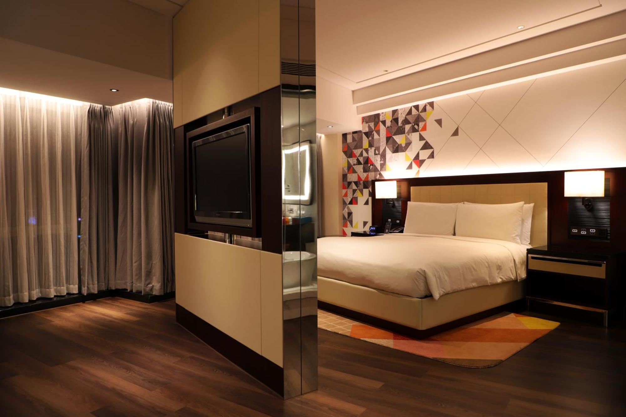 Renaissance Beijing Capital Hotel Esterno foto